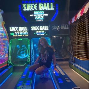 Meet your Posher, Mia